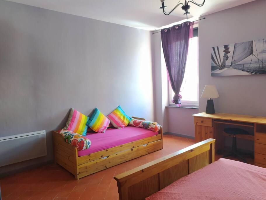 Appartement Spacieux Avec Grand Patio, 1Er Etage Sigean Exterior foto